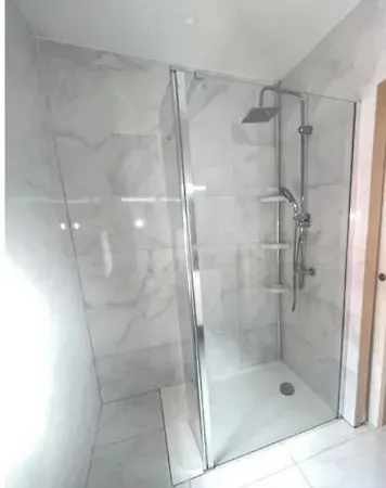 Grande Lumineuse Avec Piscine A * Restinclieres